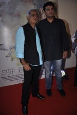 Hansal Mehta,Siddharth Roy Kapur at Shahid and Ship of Theseus success bash in Royalty, Mumbai on 13th May 2014